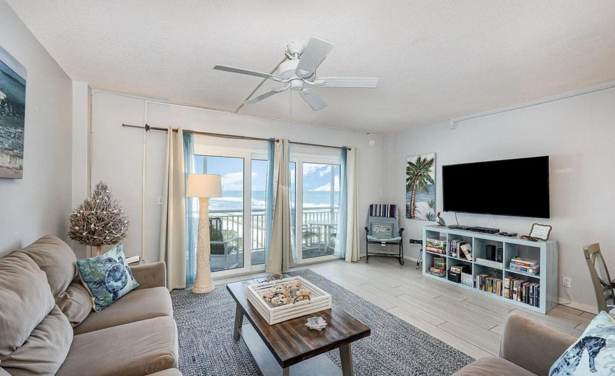 Space Coast Retreat サテライト・ビーチ エクステリア 写真